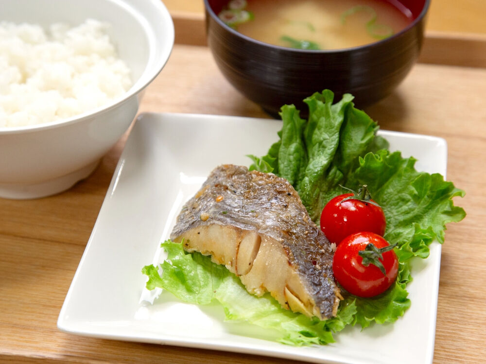 株式会社出雲みらいフーズの調理済み食材 提供手順 4 完成（配膳）