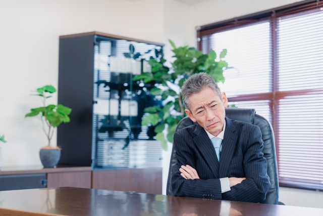 『厨房は専門外』では済まない！老人ホーム経営者が調理済み食材で実現するコスト構造改革とリスク管理
