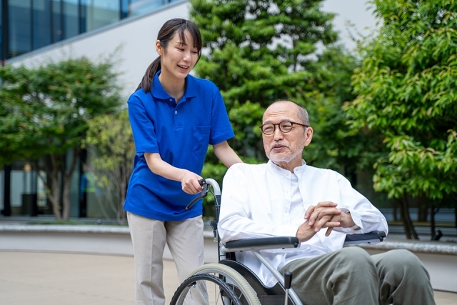 調理員ゼロでも実現！調理済み食材がグループホームのコスト構造を劇的に変える